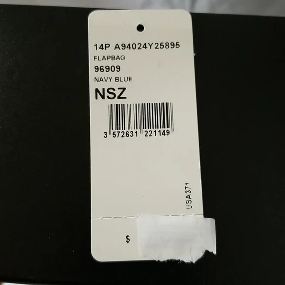 CHANEL Classic Flap Quilted Patent Bag. - Picture 15 of 16